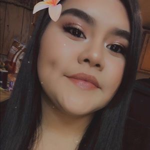 Meet your Posher, Litzy